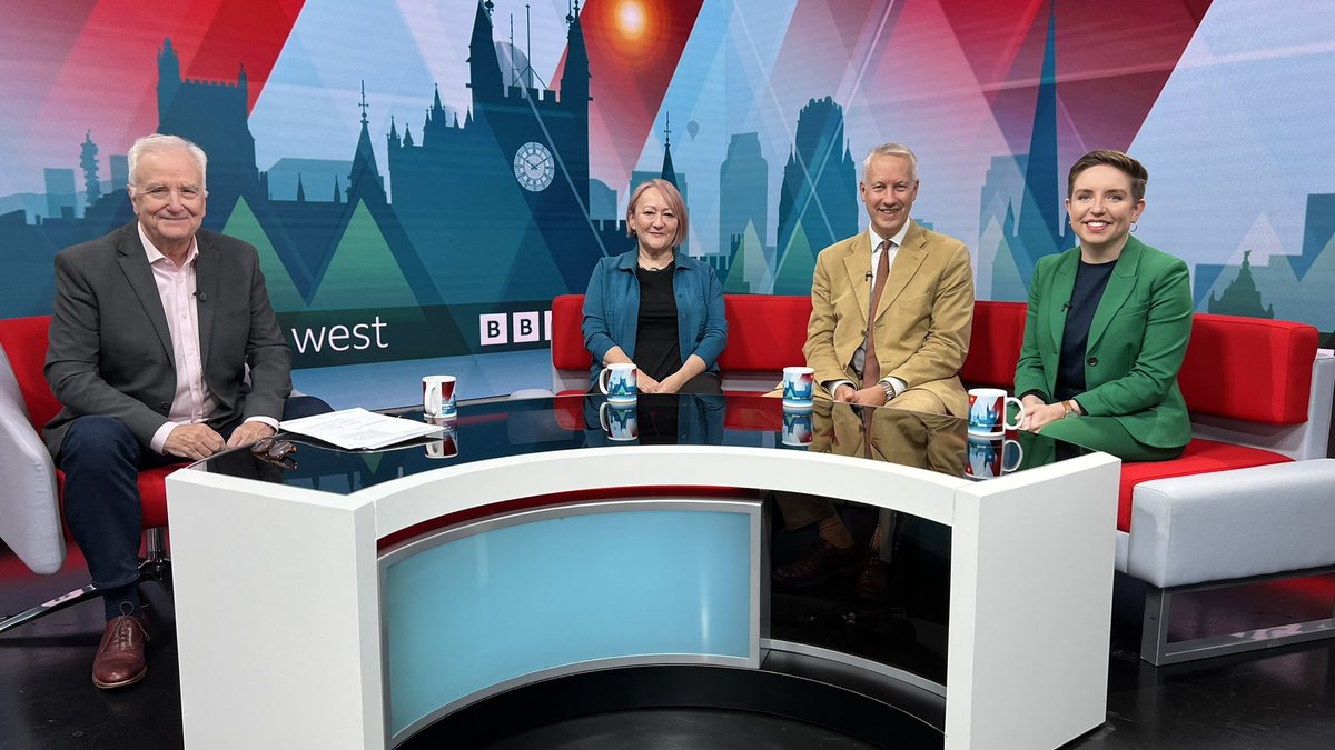 Tony Arnese (@tonyarnese) on Twitter photo We’re back this Sunday and discuss why there were scenes of violent disorder in Bristol in August. Plus Green MP Carla Denyer defends plans being considered to start charging staff to park at work. 10am BBC One.
#politicswest
<a href="/KerryMP/">Kerry McCarthy</a>
<a href="/GideonJAmos/">Gideon Amos OBE MP</a>
<a href="/carla_denyer/">Carla Denyer</a> We’re back this Sunday and discuss why there were scenes of violent disorder in Bristol in August. Plus Green MP Carla Denyer defends plans being considered to start charging staff to park at work. 10am BBC One.
#politicswest
<a href="/KerryMP/">Kerry McCarthy</a>
<a href="/GideonJAmos/">Gideon Amos OBE MP</a>
<a href="/carla_denyer/">Carla Denyer</a>