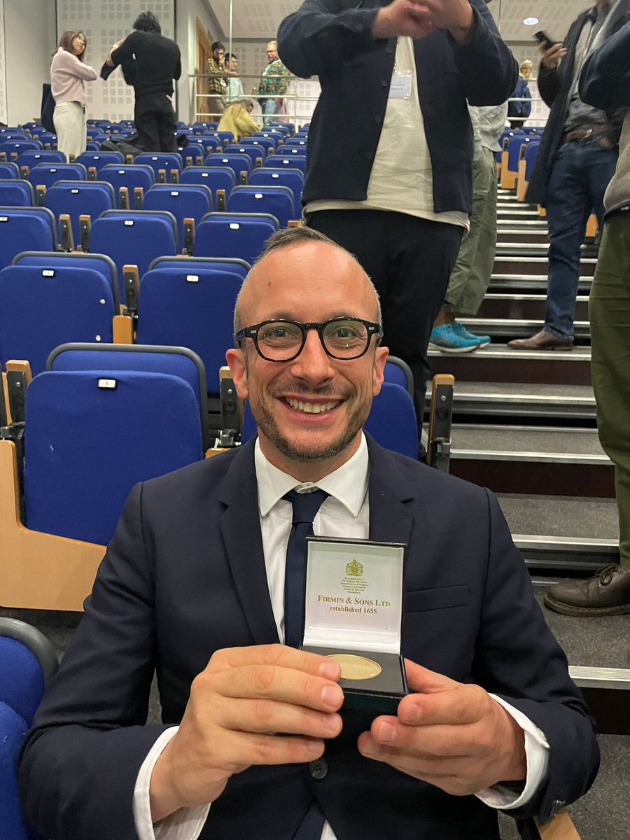 Interfacial Electrochemistry Group tweet media