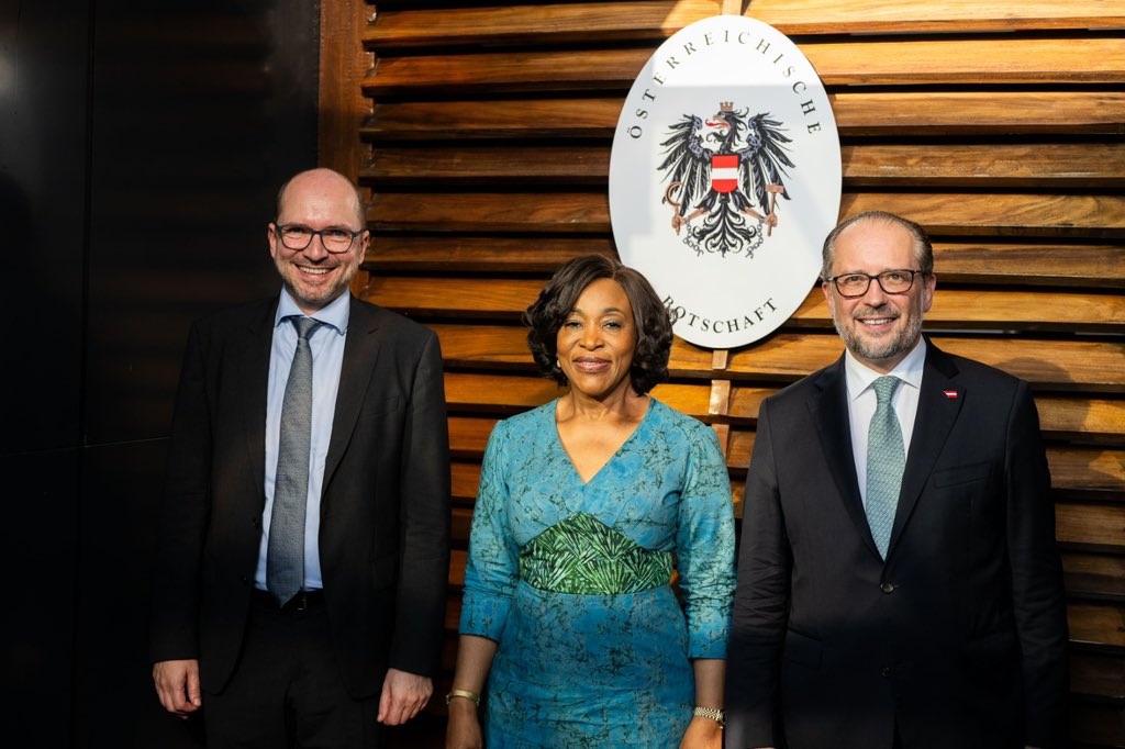 No greater joy for a Foreign Minister than expanding the diplomatic network. And no better place to do so than here in #Africa, which will be shaping our future in business, security and culture.

Delighted to open our 11th embassy on the continent in #Accra 🇬🇭 today!