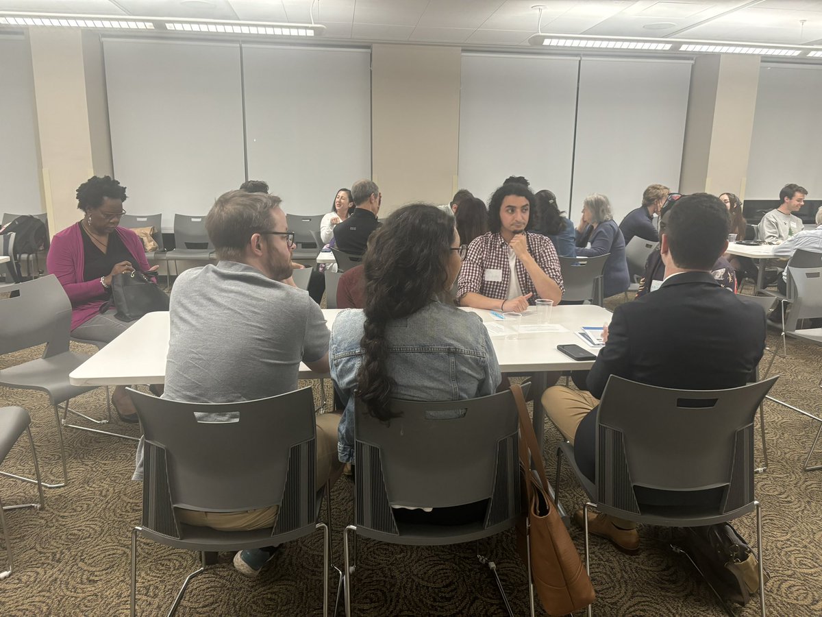 I had the pleasure of attending Making Local Government Work for You hosted by Allston Brighton Health Collaborative. This was a great opportunity to connect with the community. 

#boston #allstonbrighton