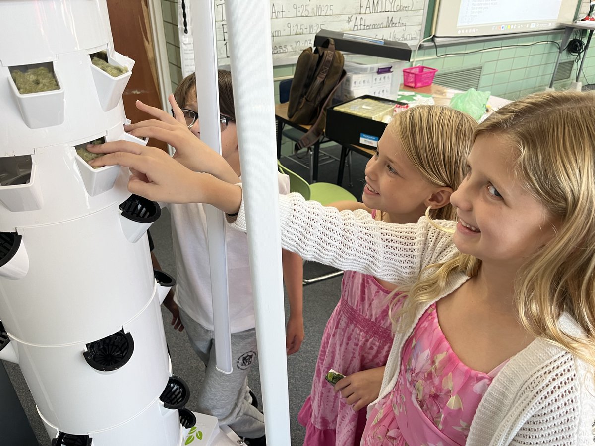 Tower gardens are an amazing tool to integrate the Ohio Standards and increase students' level of engagement! Thank you DorWood Optimist Club for providing tower gardens for our elementary schools! <a href="/KetteringSchls/">KetteringSchools</a> <a href="/KetteringLearns/">Dan Von Handorf</a> <a href="/stem_do/">Do STEM</a>