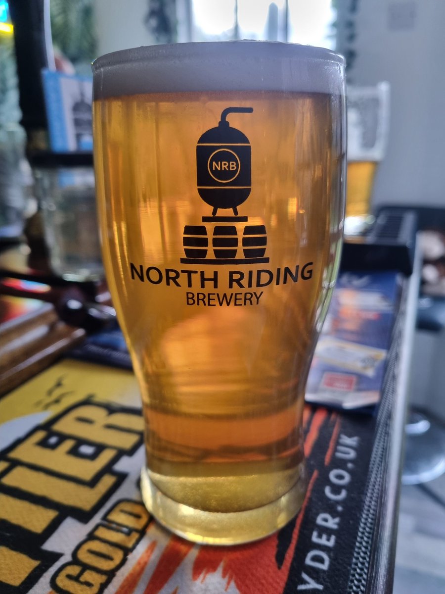 Another perfect pint in the home bar! Thank you <a href="/northridingbrew/">northridingbrewery</a>