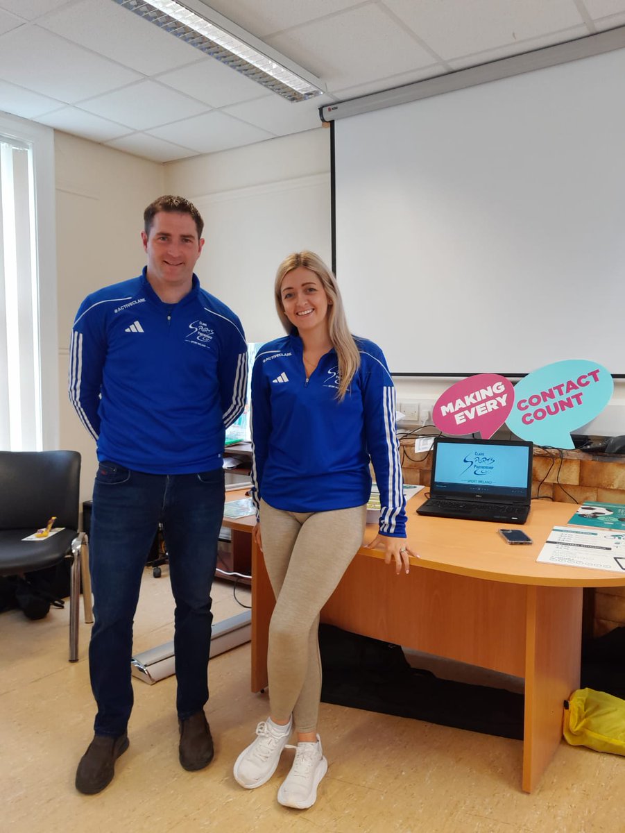 niamhkea's tweet image. 💫Delighted to host our first  #CommunityConnect event at Ennis hospital today @HSEMidWest. 
👍Huge thank you to all the community partners for showcasing their services and to staff for taking the time to learn about the supports available to signpost to patients