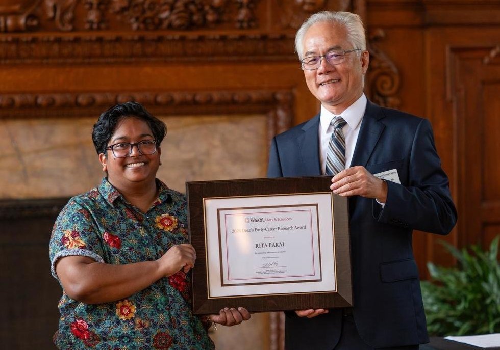 WashU Earth, Environmental, & Planetary Sciences (@wustl_eeps) on Twitter photo Congratulations Associate Professor Rita Parai <a href="/HeNeArXe/">Rita Parai</a> on your Dean's Early-Career Research Award!! This award recognizes outstanding achievements in research and creative activity by scholars who have recently been awarded tenure. 🎉🎉 Congratulations Associate Professor Rita Parai <a href="/HeNeArXe/">Rita Parai</a> on your Dean's Early-Career Research Award!! This award recognizes outstanding achievements in research and creative activity by scholars who have recently been awarded tenure. 🎉🎉