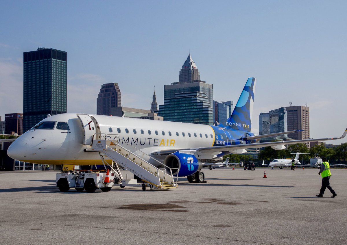 FlyCommuteAir's tweet photo. We’ve teamed up with @ShortsTravel/#STMCharters, the leaders in #collegiate athletic #charters: https://t.co/ZMOOngp5nk https://t.co/T3hZXWMxRt