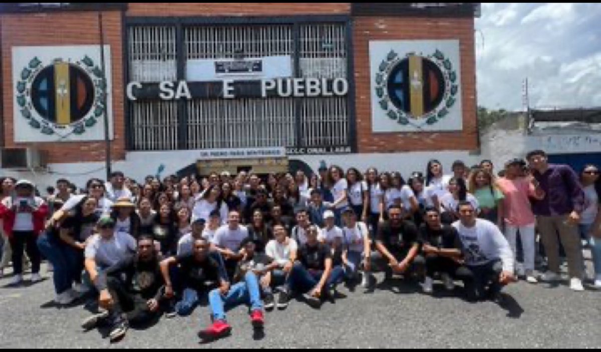 #13Sep Frente a 83 años de pasión y lucha, vigilantes del legado fundacional, desde el vientre más Democrático en la historia política del país, madre y padre de la gran policromia reflejada en los colores partidocraticos nacionales y regionales, con autoridad ética y moral, hoy