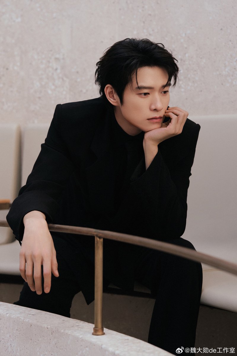 #WeiDaxun for Huasheng Media’s Signs of the Times Gala

More - m.weibo.cn/status/5078209…