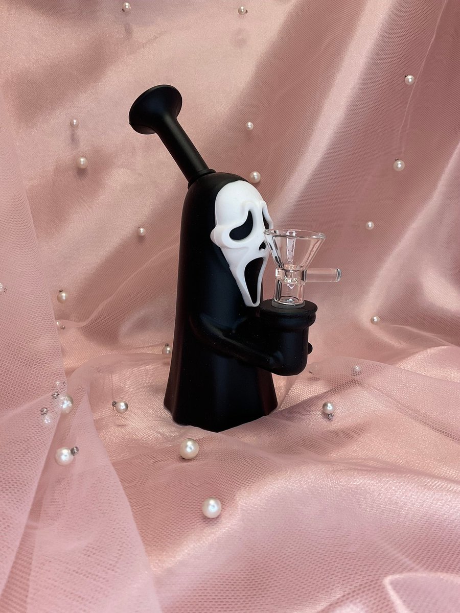 PeaceRoseShephe's tweet image. Happy Friday The 13th! 
All orders come with a ghost face bubbler! 💀
