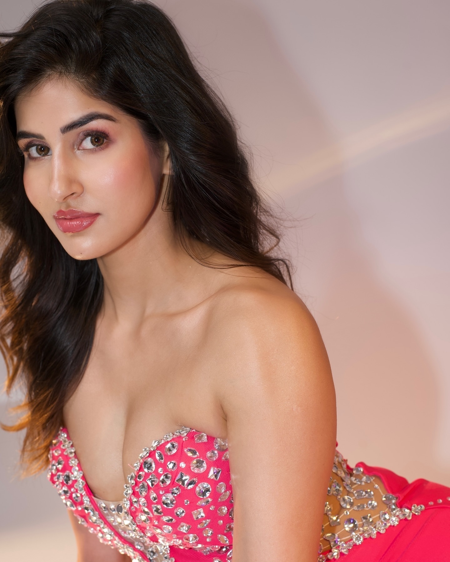 GXXDvqLaMAAE__4?format=jpg&name=large