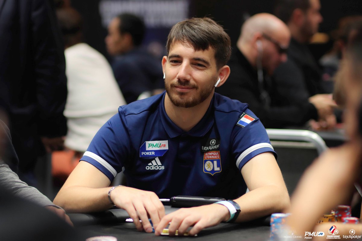 🔥 Notre Team Pro <a href="/gerem22111/">Gerem2211</a> et notre influenceur <a href="/EtiennePKR/">EtiennePKR</a> sont dans le field du Day 2 du Main Event !

Premier objectif pour eux, entrer dans l'argent 💸

👉 Suivez leur Day 2 : bit.ly/4d8JDcR