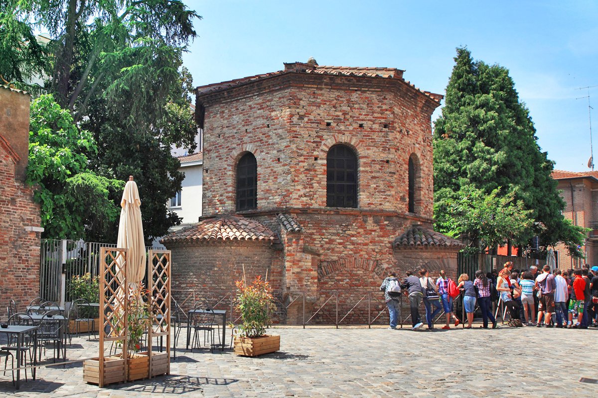 Back to Ravenna to teach &amp; preach in church founded by my friend Manuel Morelli, <a href="/LondonSeminary/">London Seminary</a> alumnus &amp; <a href="/EuropeanMission/">EMF</a> missionary.

What better place to teach about the council of Nicaea than a city where you find an Arian baptistry and even a street called "Arians Street"?