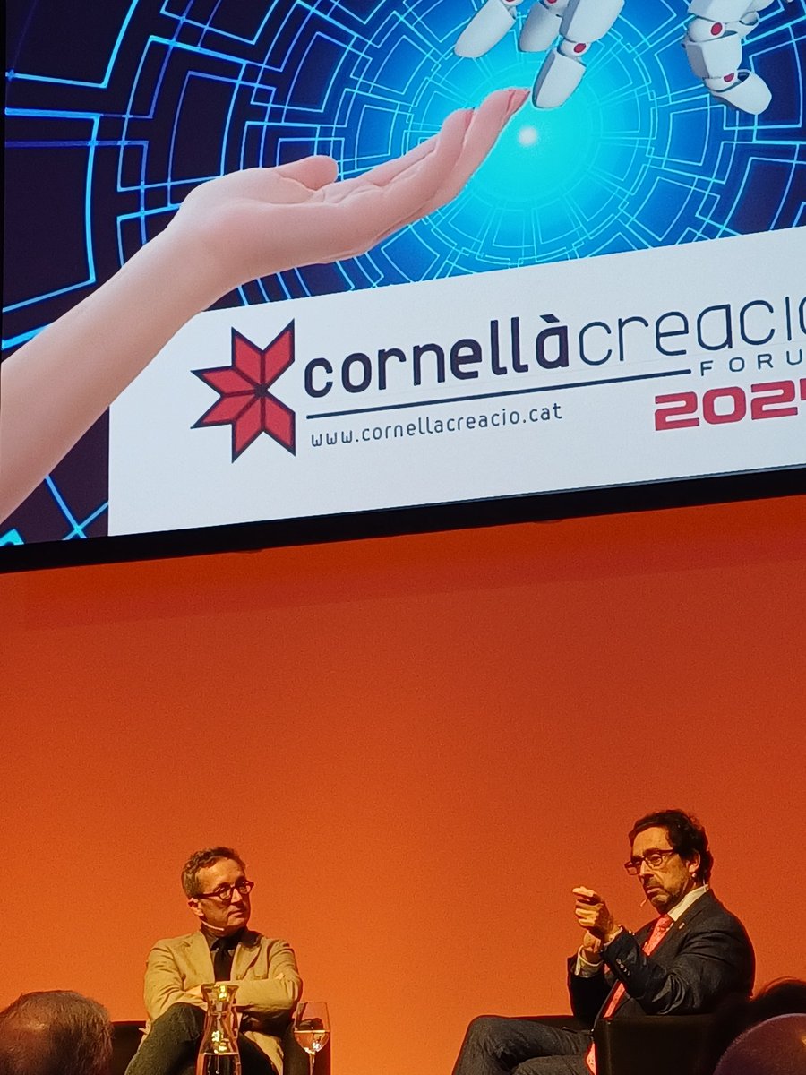 "La clase media y los jóvenes son los más afectados por el populismo". José María Lassalle en <a href="/CornellaCreacio/">Cornellà Creació Fòrum</a>
