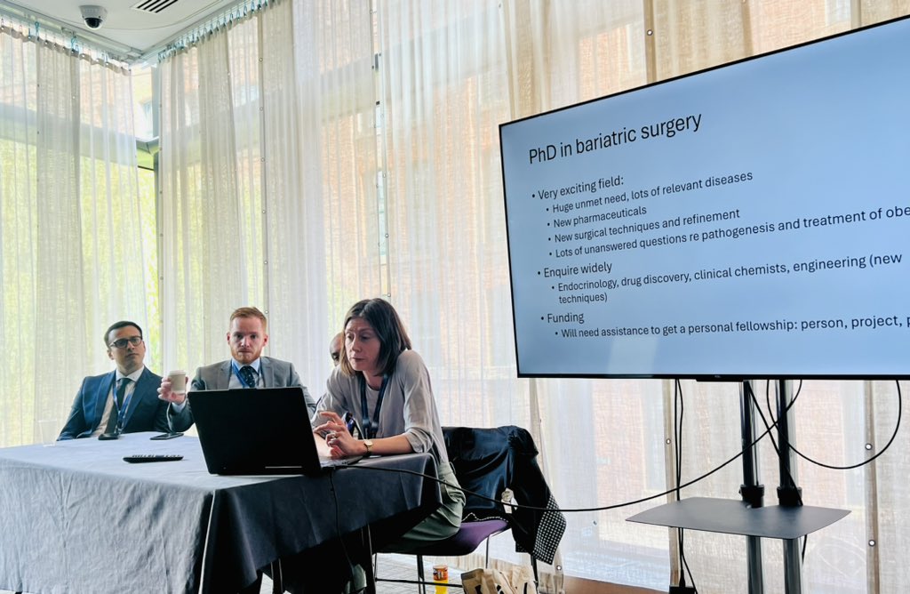 AnnaKamocka's tweet image. Great privilege to co-organise Bariatric Parallel sessions with @martinswadley & our #BariatricSubcommittee @Augishealth & teach at @roux_group #simulationtraining. Fantastic MDT talks by D.Bansi @AlexanderMiras @yvigneswaran @maynard_nick, robotic & trainee sessions with D.Gero