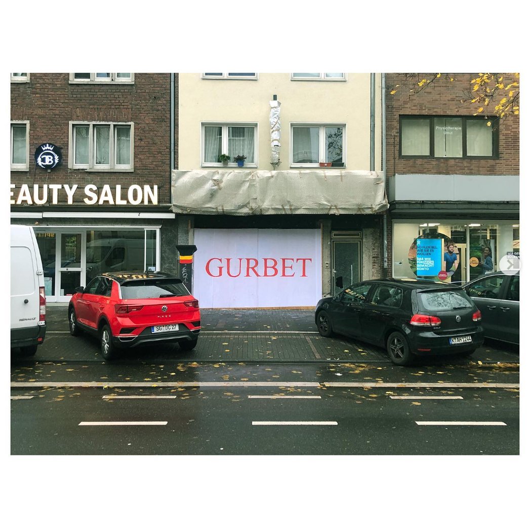 sagt mir gibt es neuigkeiten aus der heimat? oder ist dieser regen die tränen meiner geliebten?

artwork: angst.yok