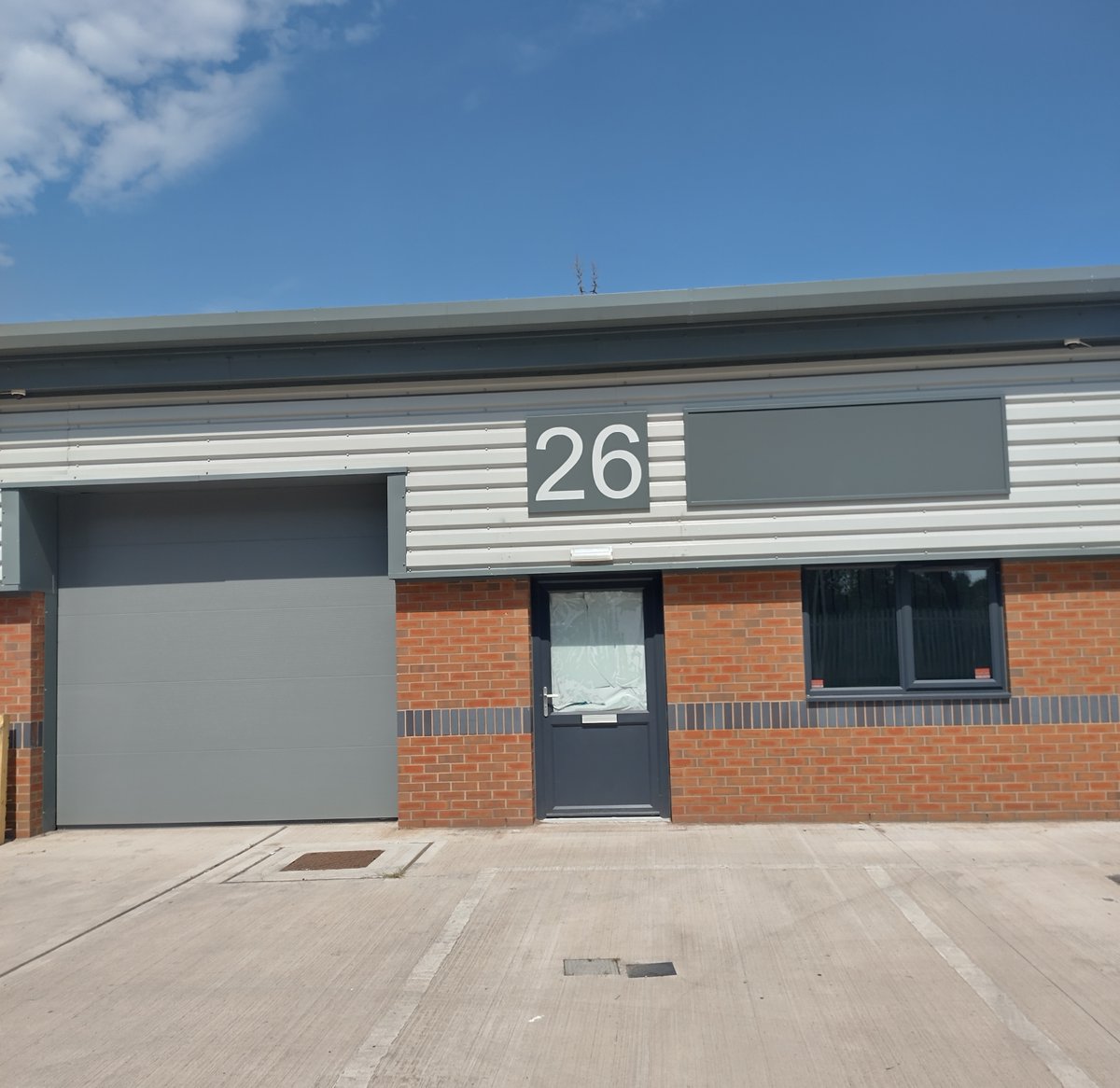 Modern commercial business units at Four Ashes Enterprise Centre available to let.

Click here to find out more👇

Available industrial units | South Staffordshire District Council (sstaffs.gov.uk)