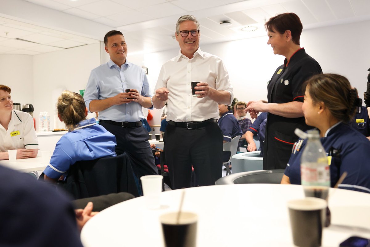 UCLH (@uclh) on Twitter photo It was a privilege to welcome the Prime Minister <a href="/Keir_Starmer/">Keir Starmer</a> and Health and Social Care Secretary <a href="/wesstreeting/">Wes Streeting</a> to UCLH this week to learn more about our #protonbeamtherapy service and hear from our staff about their ideas for the future of the #NHS.
buff.ly/3MKQFKs It was a privilege to welcome the Prime Minister <a href="/Keir_Starmer/">Keir Starmer</a> and Health and Social Care Secretary <a href="/wesstreeting/">Wes Streeting</a> to UCLH this week to learn more about our #protonbeamtherapy service and hear from our staff about their ideas for the future of the #NHS.
buff.ly/3MKQFKs