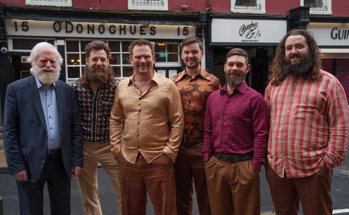 Back where it all began…John Sheahan with the cast of The Dubliners Encore

They’ll be appearing on the <a href="/RTELateLateShow/">The Late Late Show</a> tonight to launch The Dubliners official stage show

Best of luck tonight folks