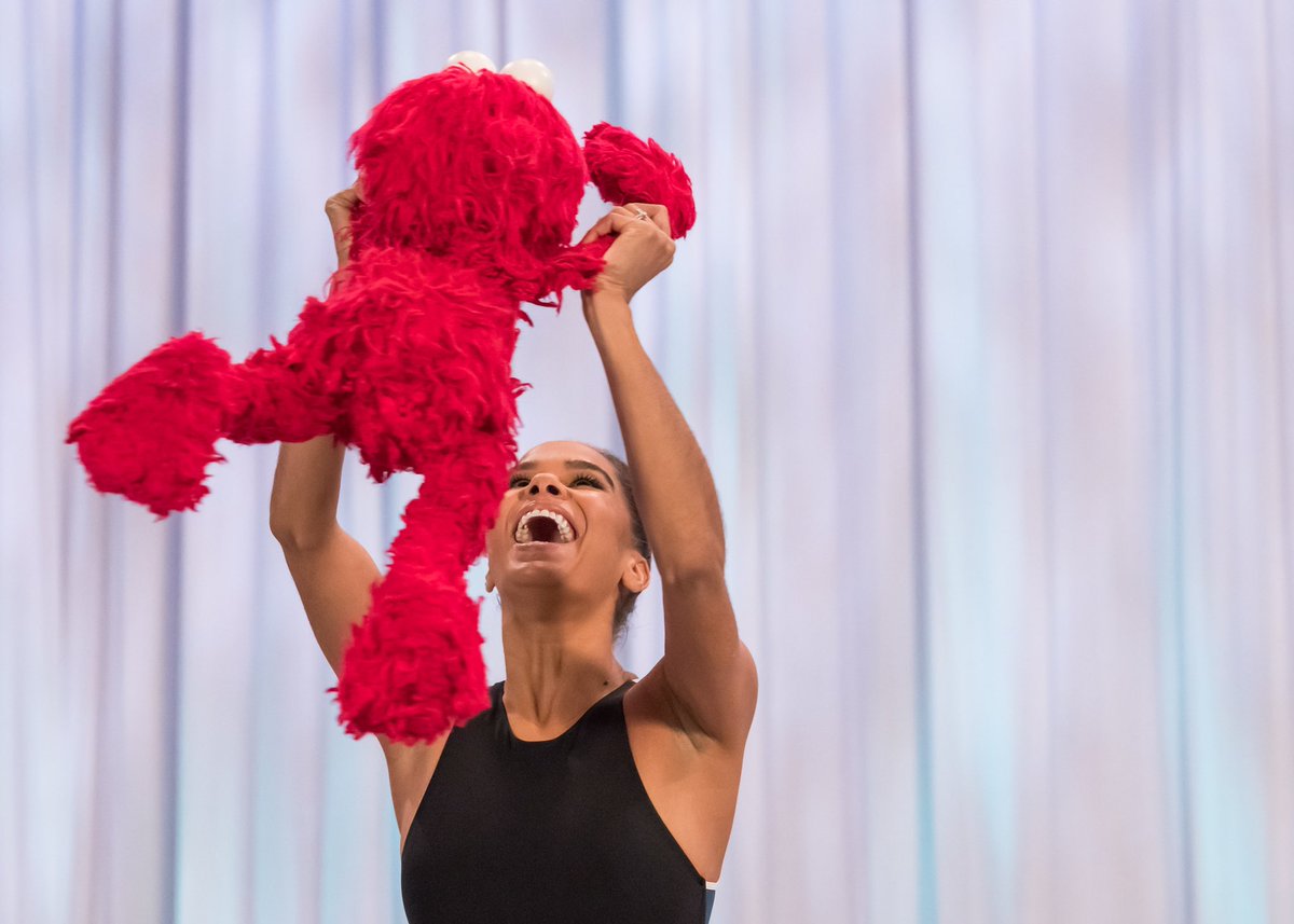 🎶 Yeah, Elmo wants to dance with somebody! With somebody who loves Elmo! And that somebody is Elmo's friend, Ms. <a href="/mistyonpointe/">Misty Copeland</a>! 😂🩰❤️🙌