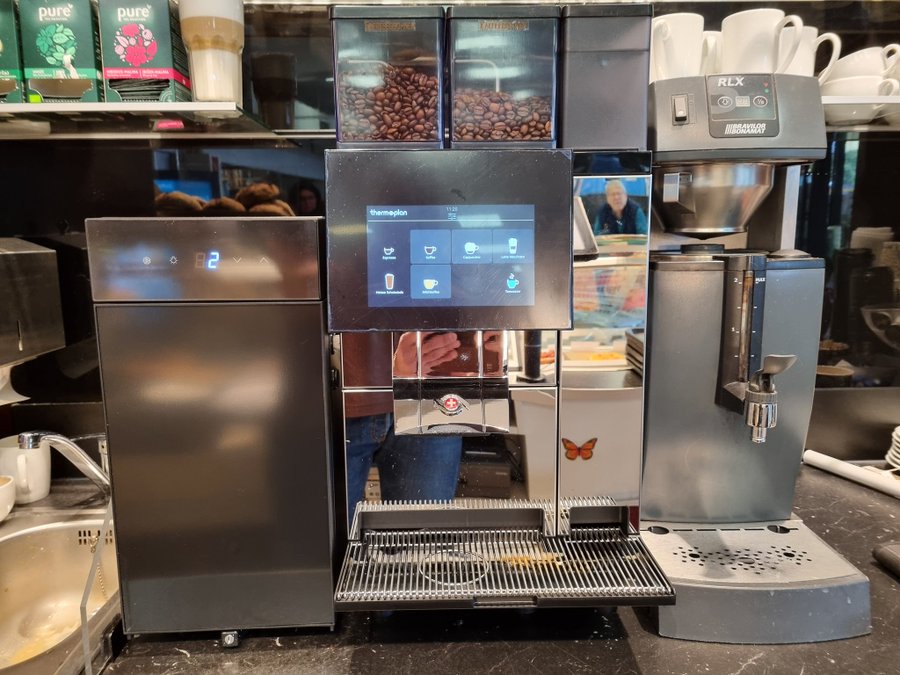 Thermoplan Black&White 4 c Kaffeevollautomat