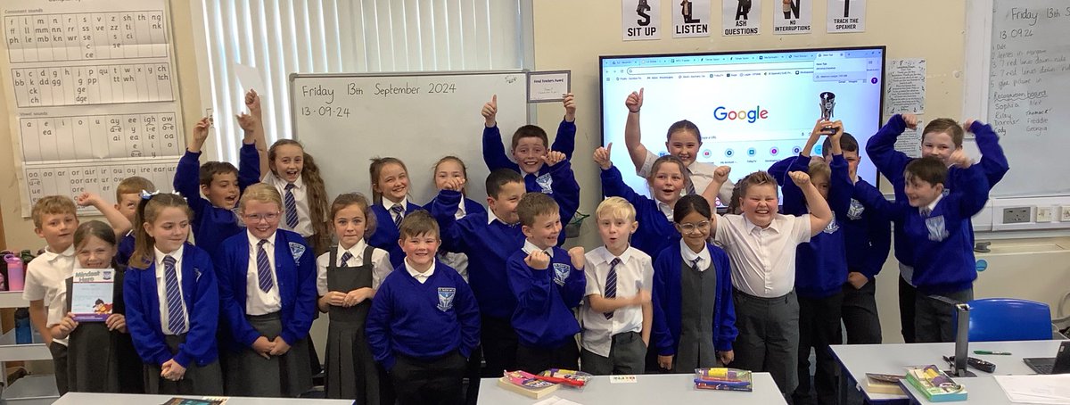 Y4StGabriels's tweet photo. We won PE Team of The Week!! 👏🏻🌟
Thank you to @LFC Foundation for choosing our class! ❤️
@StGabrielsCofE @RainbowEduMAT https://t.co/S6DflCA7Sv