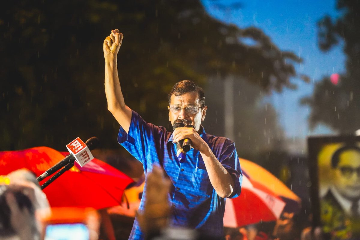 रुके न जो, झुके न जो, दबे न जो, मिटे न जो,
हम वो इन्कलाब हैं <a href="/ArvindKejriwal/">Arvind Kejriwal</a> 
#केजरीवाल_आ_गये #ArvindKejriwal