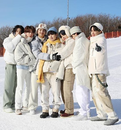 RT AND REPLY

윤기 보라해 
아포방포 
윤기 사랑해요 
7명의 방탄소년단을 사랑해요
#BesideSUGA
#ItsGonnaBeAlright
#다괜찮아질거야
#BTSisSeven
#SugaStays
#TheStatement7