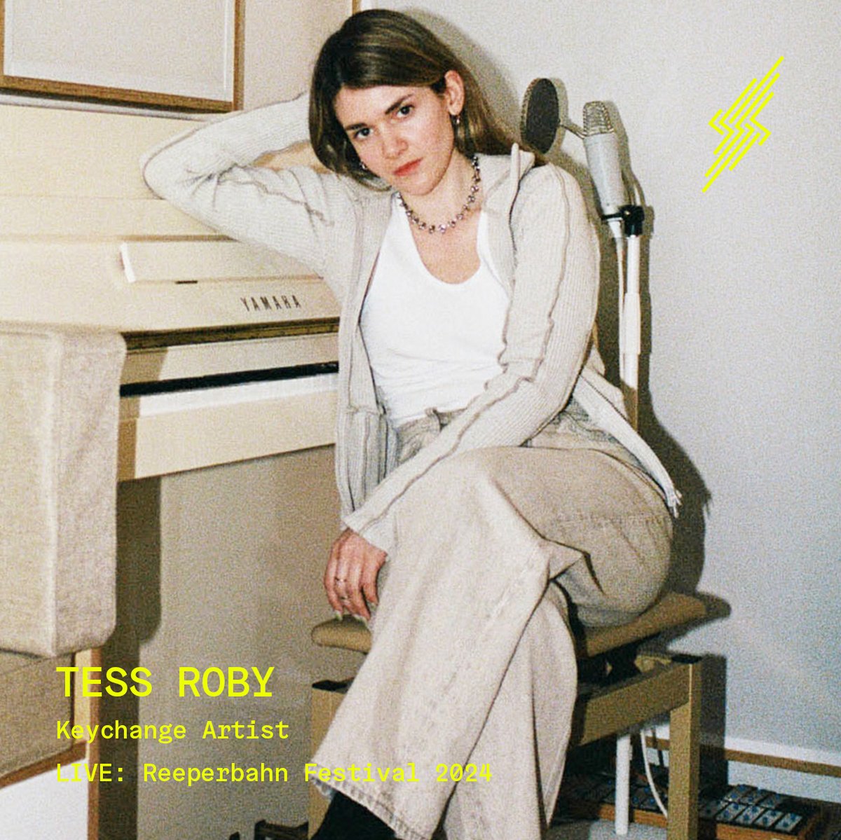 ⚡Keychange Artist: Tess Roby⚡
We suitably wrap up at Reeperbahn Festival with some music from <a href="/tessroby/">Tess Roby</a> ! Between the boundaries of pop, ambient, and alternative folk, make sure to catch Tess play on Saturday night of the festival:
reeperbahnfestival.com/act/tess-roby