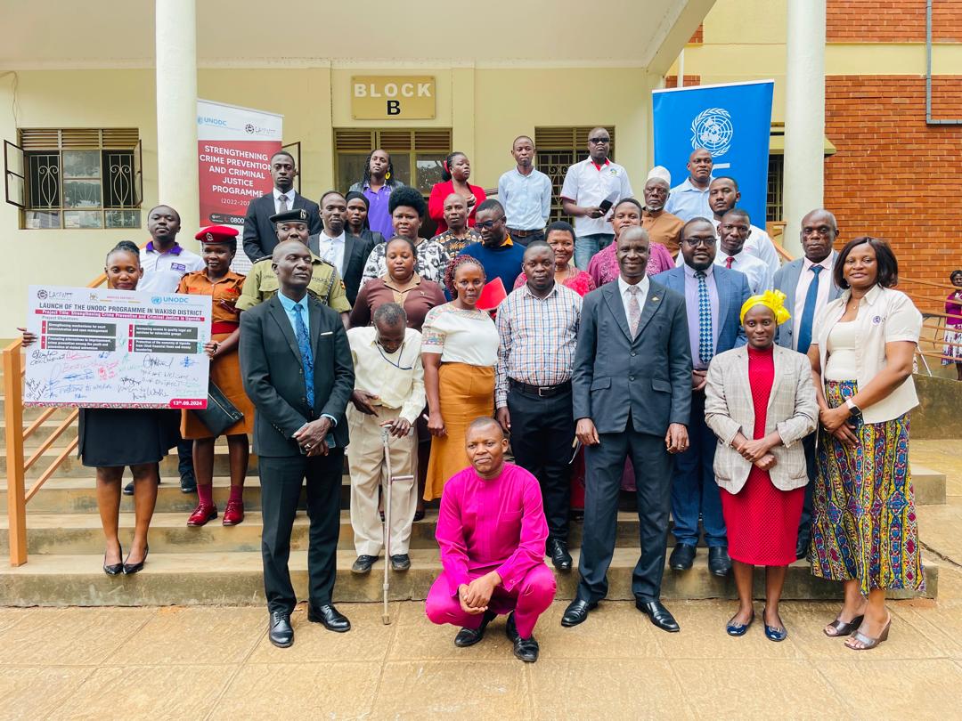 WakisoHuman's tweet photo. Today, we joined our partners @LaspnetUganda during the Inception & Launch meeting of @UNODC_EA Programme at Wakiso District Headquarters. As a Committee, we welcome the Programme & pledge to continuously work with @LaspnetUganda. https://t.co/0QKF9l2QwQ