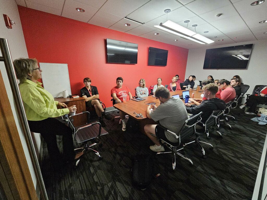 Cards TV tweet media