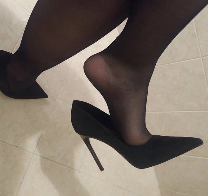 まだ1ヶ月も夏続くって何😕 https://t.co/dnhO4PIL0A