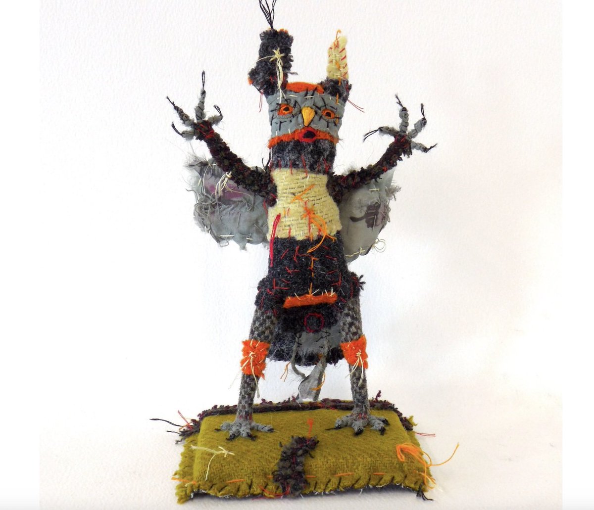 Whistling owl has flown into my Etsy shop - namelesswonders.etsy.com
.
#owl #whistler #etsyshop #roguebird #textileart #softsculpture #ccmakers