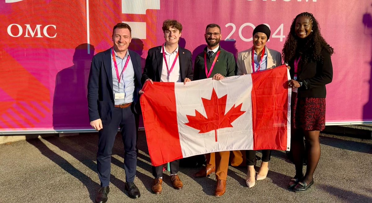 Two students and a graduate from the University of Ottawa attending the WTO Public Forum in Geneva!

From September 10 to 13, 2024, Geneva is hosting the World Trade Organization (WTO) Public Forum, an event central to the debate on the future of world trade. 1/4