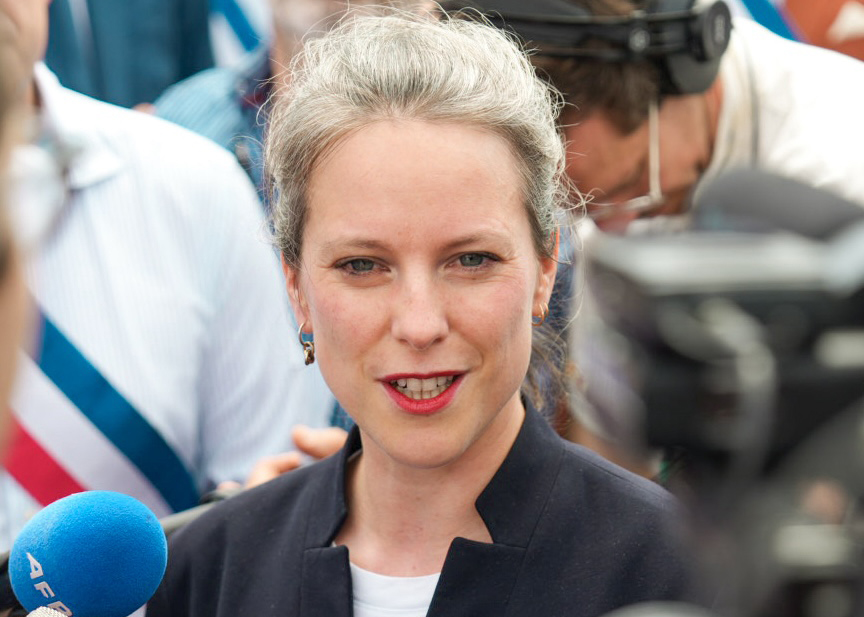 Coming out de Lucie Castets : le retour de l’injonction à la discrétion

"A peine nommé à Matignon, Michel Barnier a posé en Une de Paris Match avec son épouse sans que Nathalie Loiseau y trouve à redire. CQFD"

A lire dans #Strobo34 ou sur notre site :
strobomag.com/fr/news/2024-0…