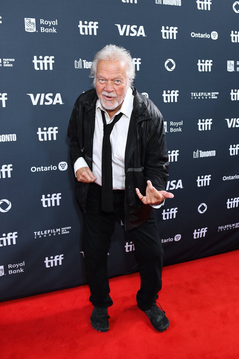 TIFF_NET's tweet image. Kiefer Sutherland and Randy Bachman were TAKIN' CARE OF BUSINESS at the #TIFF24 World Premiere last night. 🎸

📸: Brian de Rivera Simon / Getty Images, Robert Okine / Getty Images, Harold Feng / Getty Images