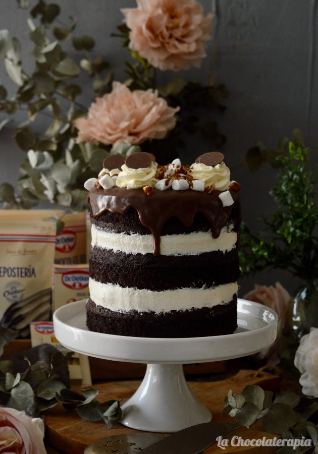 LChocolaterapia's tweet photo. ✨NUEVA RECETA ✨
Feliz #ChocolateDay 🍫❤️
Hoy lo celebramos con una tarta 🍰 MISSISSIPPI MUD CAKE #glutenfree 
✅Receta aquí ⏩⏩. https://t.co/eBOU3D085b https://t.co/UiyCBsOxmK