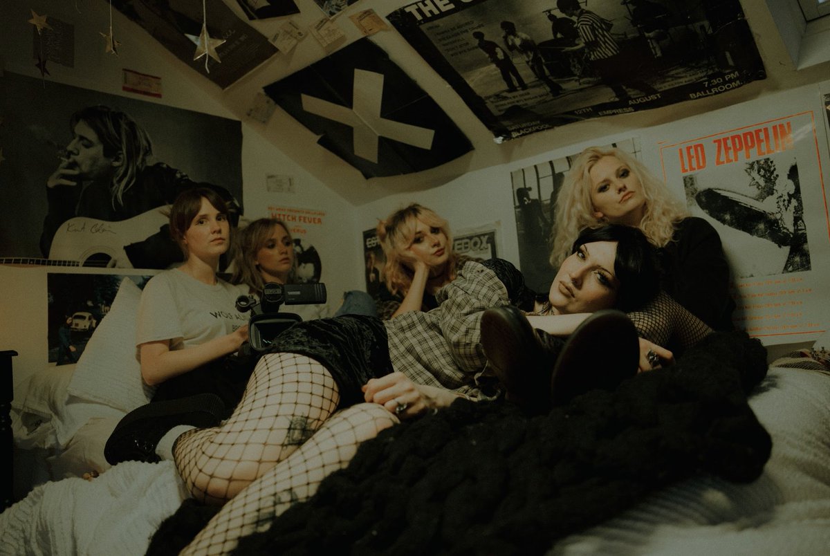 Smiley News (@smileynews) on Twitter photo Last night we had the opportunity of interviewing GK from the all-woman goth-grunge rock band <a href="/VENUSGRRRLS/">VENUS GRRRLS</a> before their London headline show.
Hearing about the messaging behind their single 'Bloodsick' to how the band supported GK through her diagnosis with Acute Myeloid Last night we had the opportunity of interviewing GK from the all-woman goth-grunge rock band <a href="/VENUSGRRRLS/">VENUS GRRRLS</a> before their London headline show.
Hearing about the messaging behind their single 'Bloodsick' to how the band supported GK through her diagnosis with Acute Myeloid