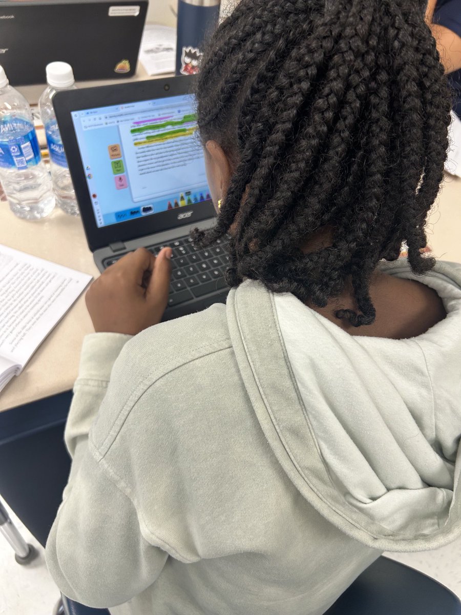 Miss Rode (@ms_rode1) on Twitter photo Teaching our new literacy curriculum while integrating technology. 5th grade students were engaged in highlighting evidence during a read aloud to support a point of view. <a href="/SolleyAACPS/">SolleyAACPS</a> Teaching our new literacy curriculum while integrating technology. 5th grade students were engaged in highlighting evidence during a read aloud to support a point of view. <a href="/SolleyAACPS/">SolleyAACPS</a>