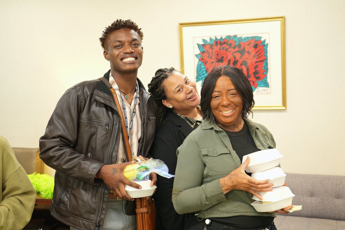 BHDDOIDD's tweet image. This year&apos;s DDSN “Sweets For Spinal Cord” Bake Sale was a success! All proceeds go to @scspinalcord to support spinal cord injury survivors and their families. Huge thanks to our staff for making it all happen!  #SpinalCordInjuryAwareness #DDSN