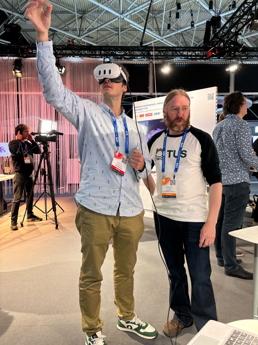 TRANSMIXR's tweet image. What a day at #IBC2024! 🤩

We’re thrilled to share some amazing #transmixr moments and photos from our first day at the @IBCShow. 

The energy and atmosphere here are buzzing with #technology #innovation and #creativity! 🌪️

Check out our highlights 📸 and stay tuned!