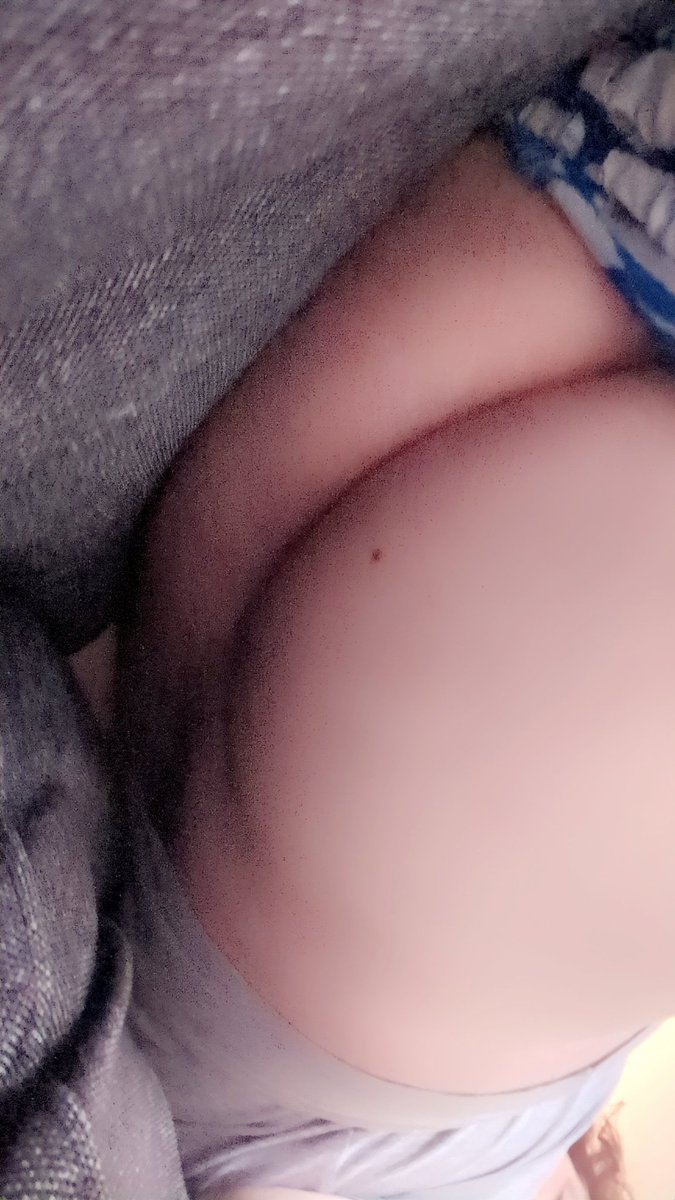 elliephant_enby's tweet photo. #london 26 y/old transgirl looking for hookups #mtf #nsfw #nsfwtwt #ukhookup #londongay #gaylondon #trans https://t.co/YKcE5BzkN0