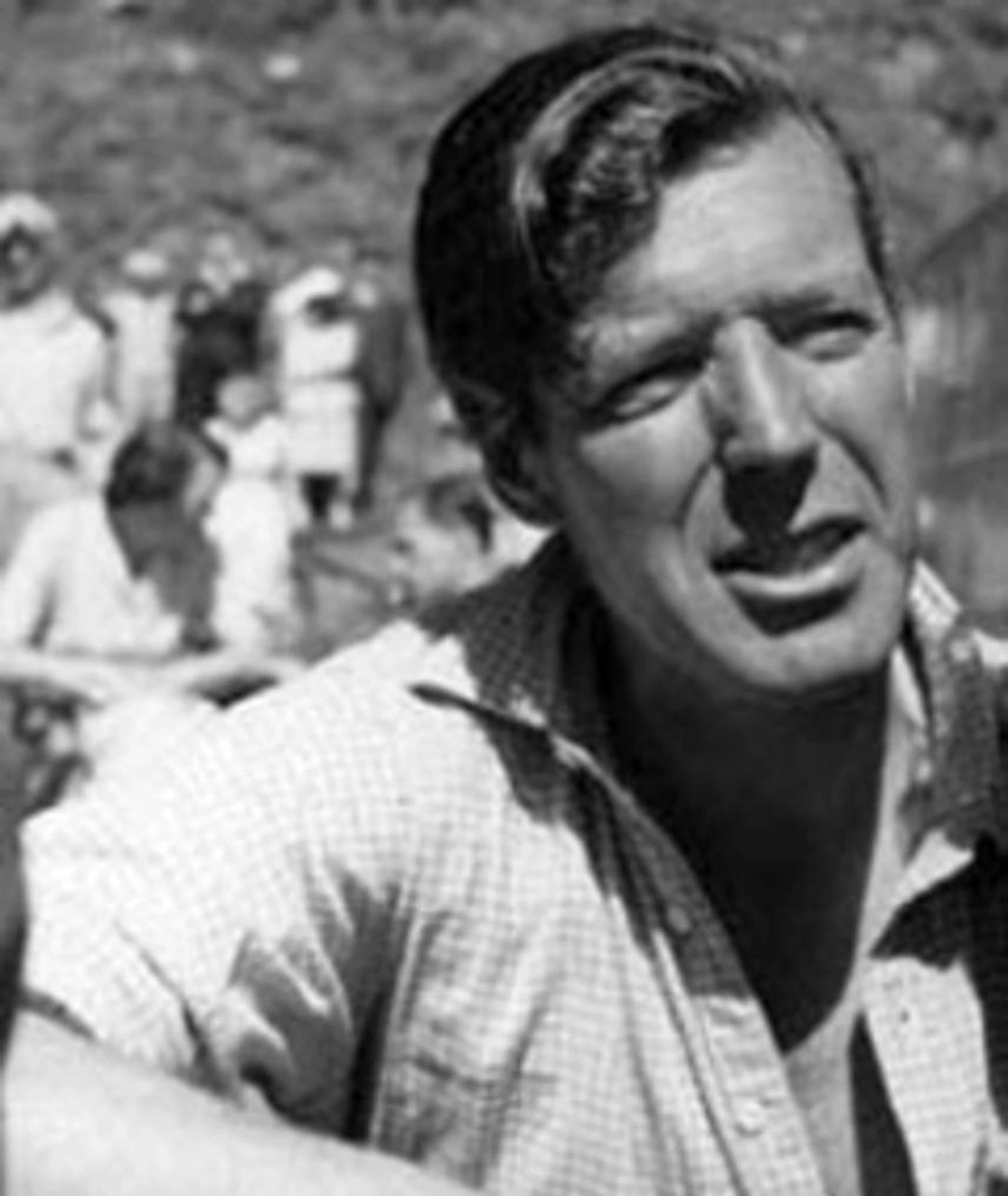 25 years today since his death, we remember the acclaimed and prolific director Charles Crichton, best known for his work for Ealing Studios. comedy.co.uk/people/charles…