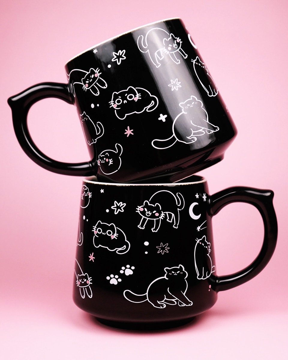 TheMoonborn's tweet image. ✨💓My last shop update of the year is live!💓✨

A pretty random assortment of items haha but my shop got a much needed house cleaning~! 

If you see something you like, consider supporting! If not, please help me spread the word 🫶🏽💕