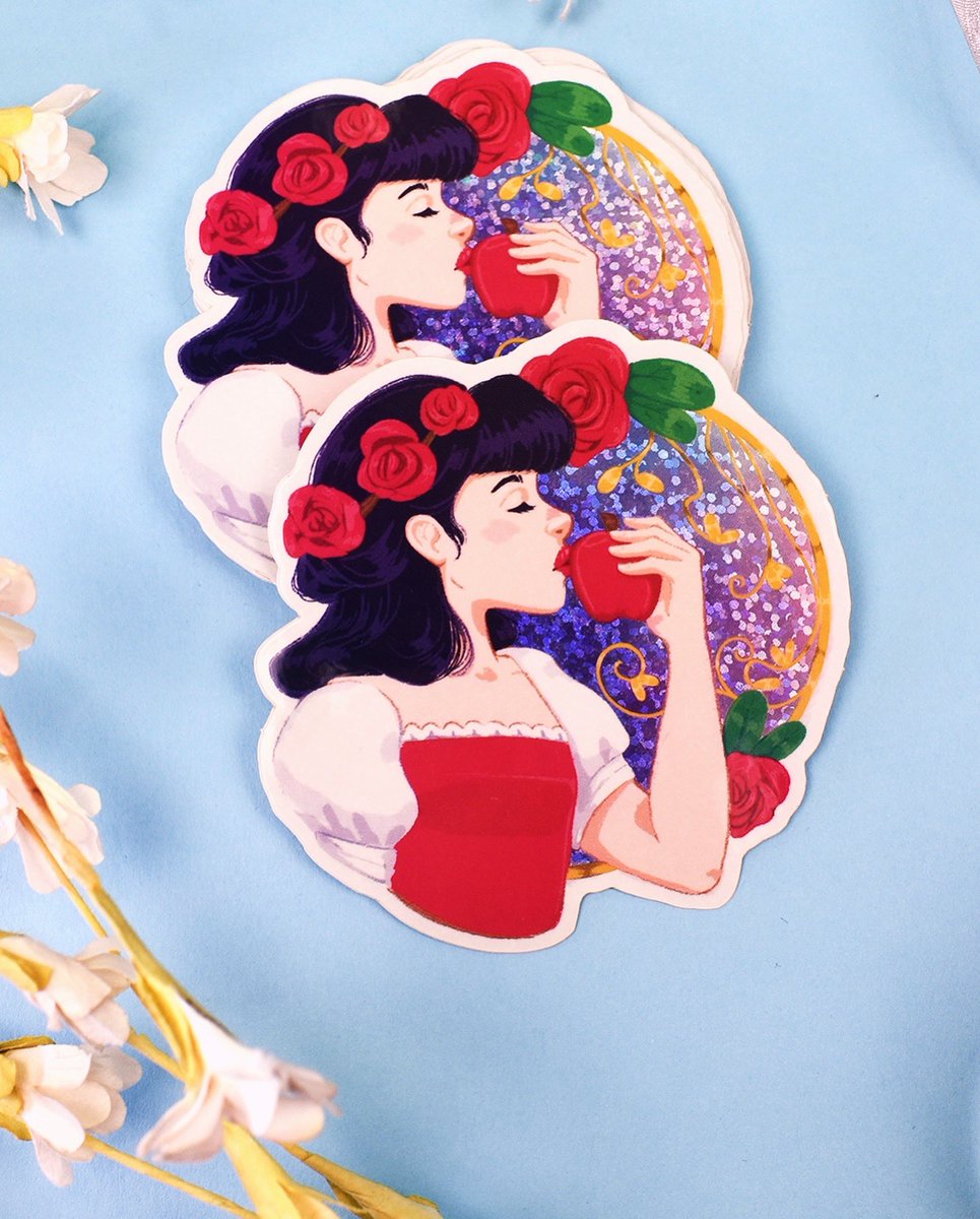 TheMoonborn's tweet image. ✨💓My last shop update of the year is live!💓✨

A pretty random assortment of items haha but my shop got a much needed house cleaning~! 

If you see something you like, consider supporting! If not, please help me spread the word 🫶🏽💕