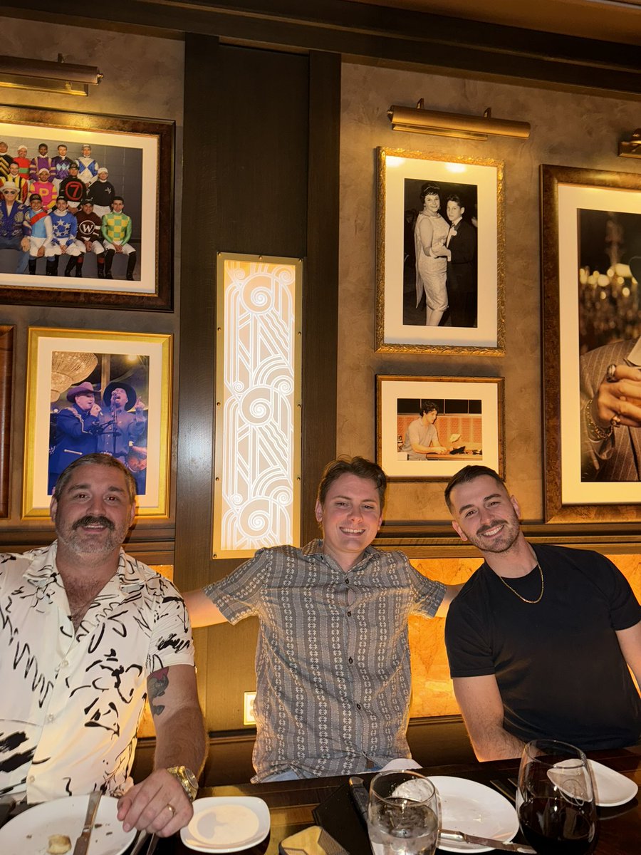 averagejet's tweet image. Ruby Room again s/o @REALPACMAN24 for showing love @TheRealJeffRuby