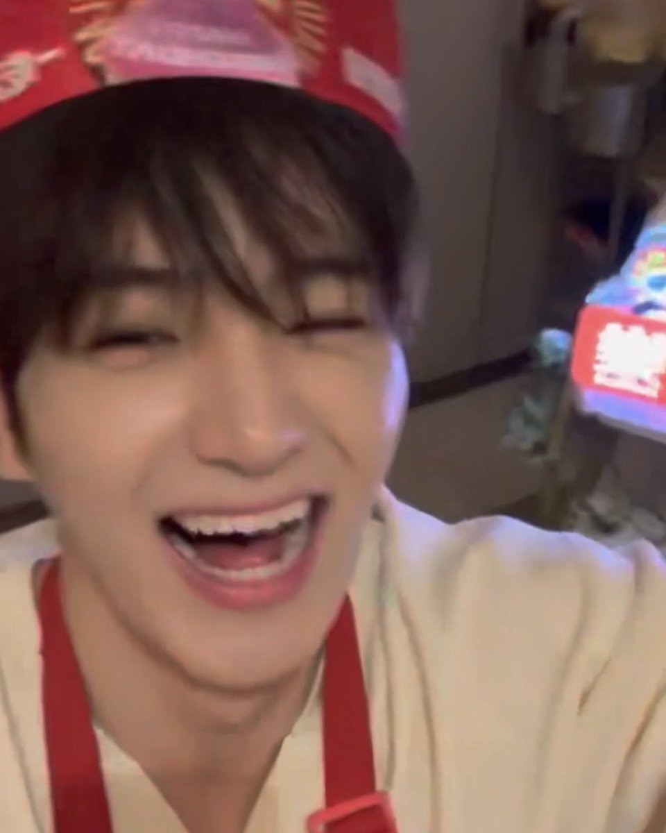 lekoi913's tweet photo. 이 웃음 평생 보고 시픔.. https://t.co/jAyY87BMsh