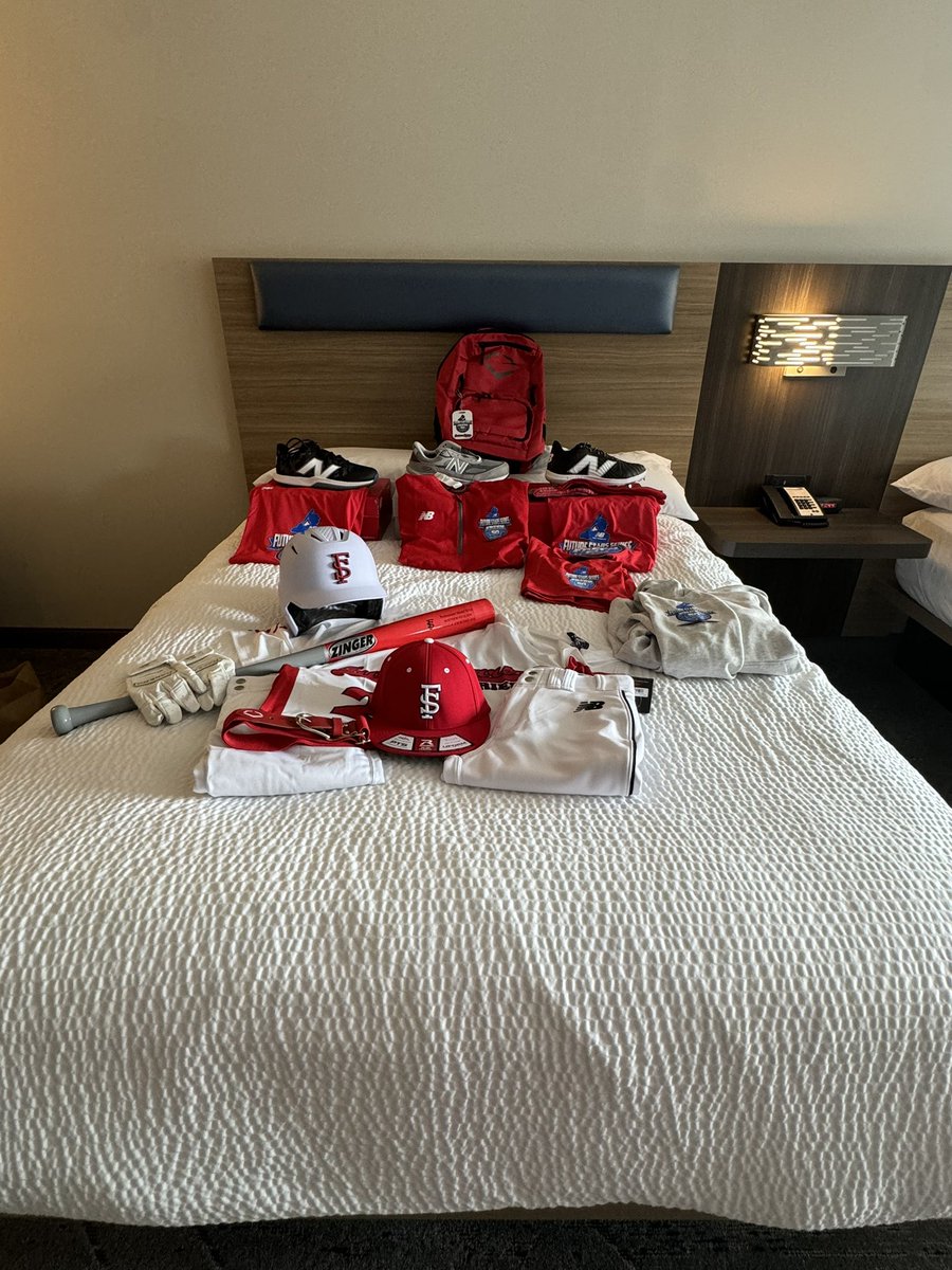 MSylkatis28's tweet image. Excited to participate in Fresh 50 with @ftrstarsseries. Thank you for the opportunity @_JeremyBooth and thank you for all the awesome gear @_ReneeBooth! #WeGotNow
@CSA_Training @FinsBaseball @NB_Baseball @zingerbats @EvoShield @FranklinSports