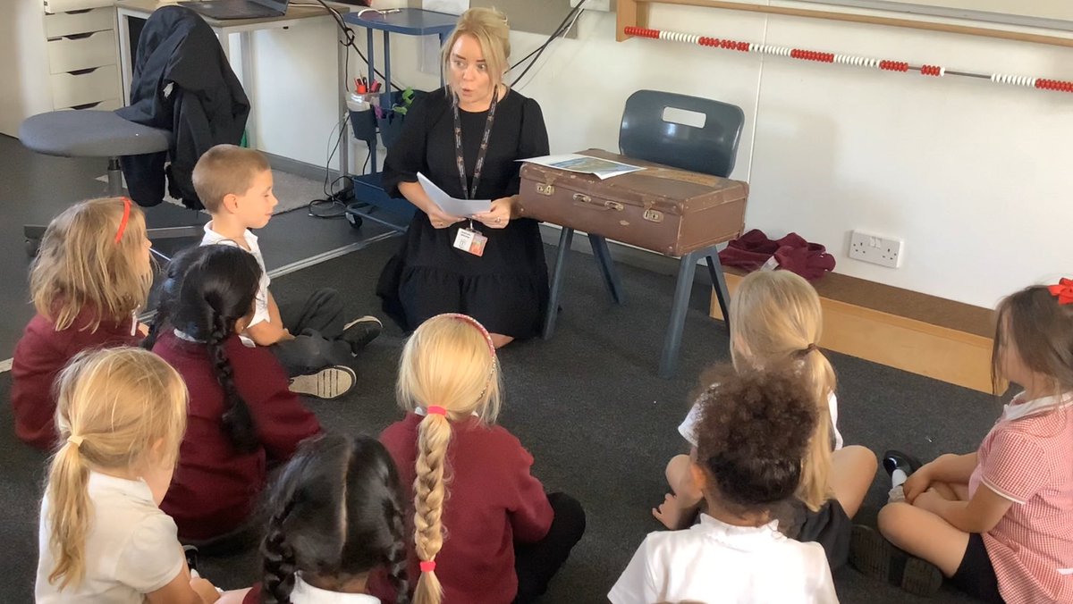 We received a letter from Paddington Bear! He sent us his case full of wonderful things to explore, and told us that he wants to be involved in our learning journey!
We can’t wait to share what we find out with Paddington this year.