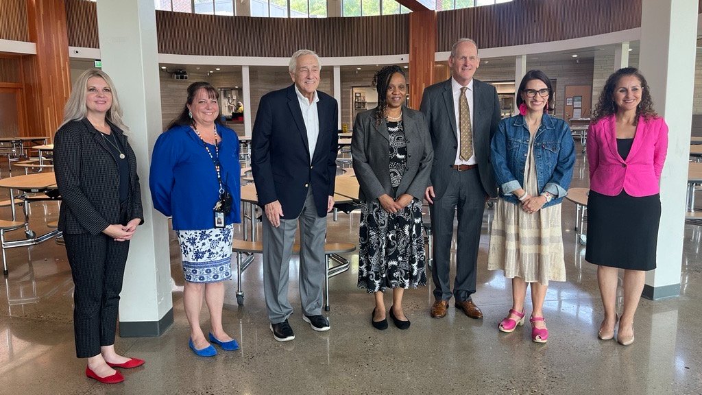 Minnesota Department of Education (@mndepted) on Twitter photo Assistant Commissioner Daron Korte joined <a href="/LtGovFlanagan/">Lt. Governor Peggy Flanagan</a>, Department of Children, Youth, and Families Commissioner Tikki Brown and <a href="/USDANutrition/">USDANutrition</a> representatives to celebrate the first year of Summer EBT in Minnesota. Assistant Commissioner Daron Korte joined <a href="/LtGovFlanagan/">Lt. Governor Peggy Flanagan</a>, Department of Children, Youth, and Families Commissioner Tikki Brown and <a href="/USDANutrition/">USDANutrition</a> representatives to celebrate the first year of Summer EBT in Minnesota.