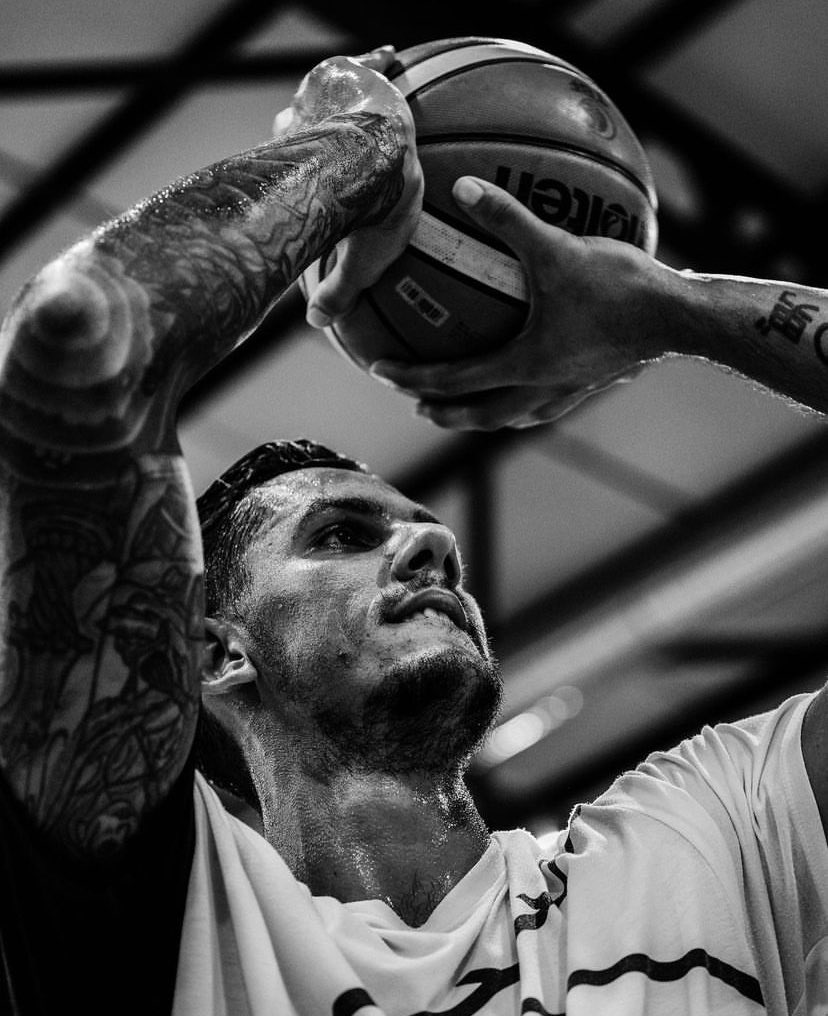 sizlerden ricamız:
2024-2025 Basketbol Sezonu
 “İlkan Karaman Basketbol Sezonu” olsun. 
<a href="/TBF/">TBF</a> <a href="/basketsuperligi/">Türkiye Sigorta Basketbol Süper Ligi</a> <a href="/hidoturkoglu15/">Hidayet Türkoğlu</a>