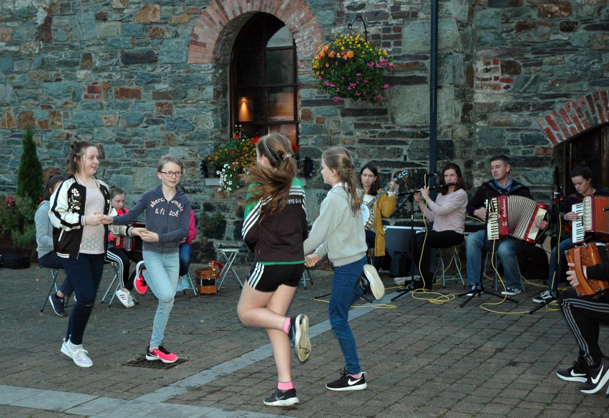 Save the date!  This night next week is Culture Night and we are so looking forward to the wonderful performances of the talented young musicians and dancers of the Skibbereen Comhaltas Ceolteóiri Éireann in our Courtyard from 6.30pm-730pm...they are terrific!
#skibbereen